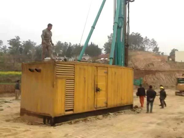 淇滨如何判断水冷式机油散热器密封件是否需要更换？